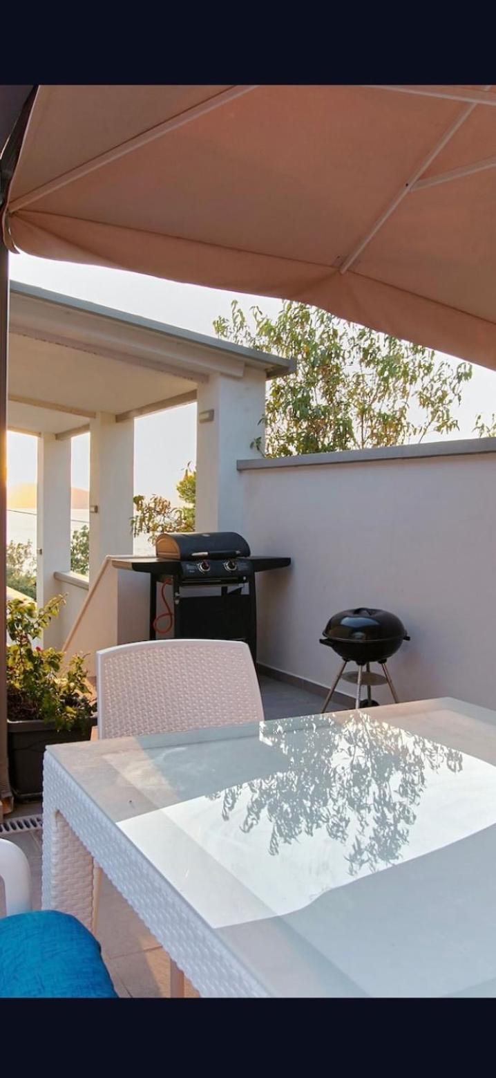 The Bordeaux Door Villa Aegina ภายนอก รูปภาพ